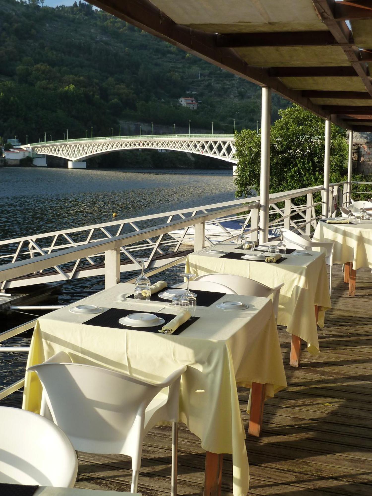 צ'ינפאס Douro Hotel Porto Antigo מראה חיצוני תמונה