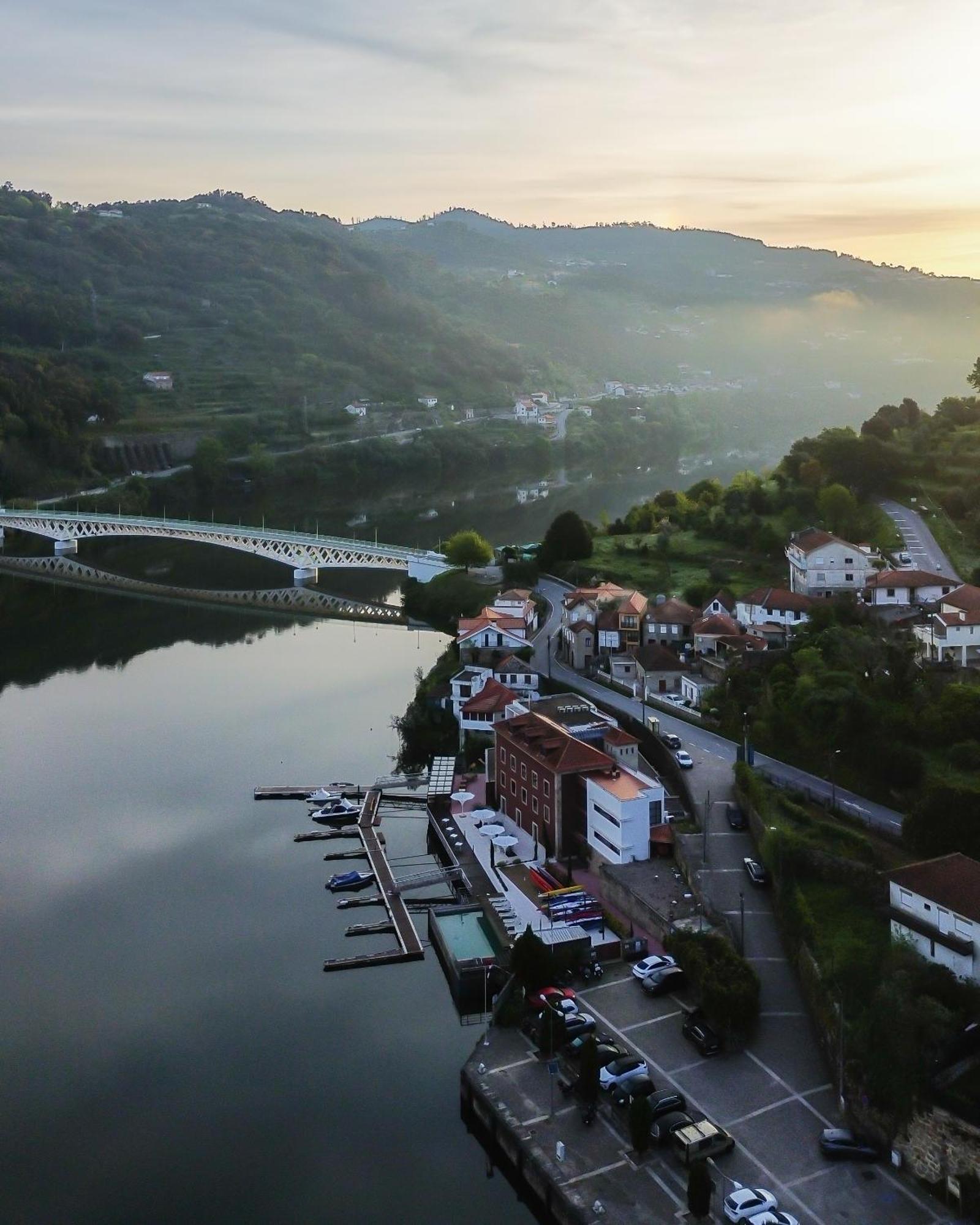 צ'ינפאס Douro Hotel Porto Antigo מראה חיצוני תמונה